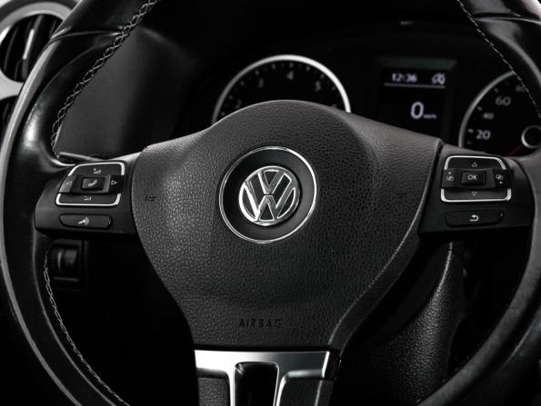 Volkswagen Tiguan I Рестайлинг с пробегом 2015 года, цена 1 599 000 рублей, 94811 км, внедорожник, Автокод Объявления