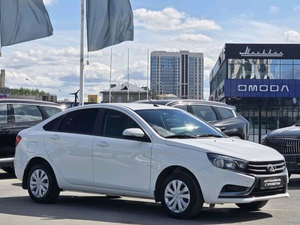 Lada (ВАЗ) Vesta I с пробегом 2018 года, цена 780 000 рублей, 119941 км, седан, Автокод Объявления