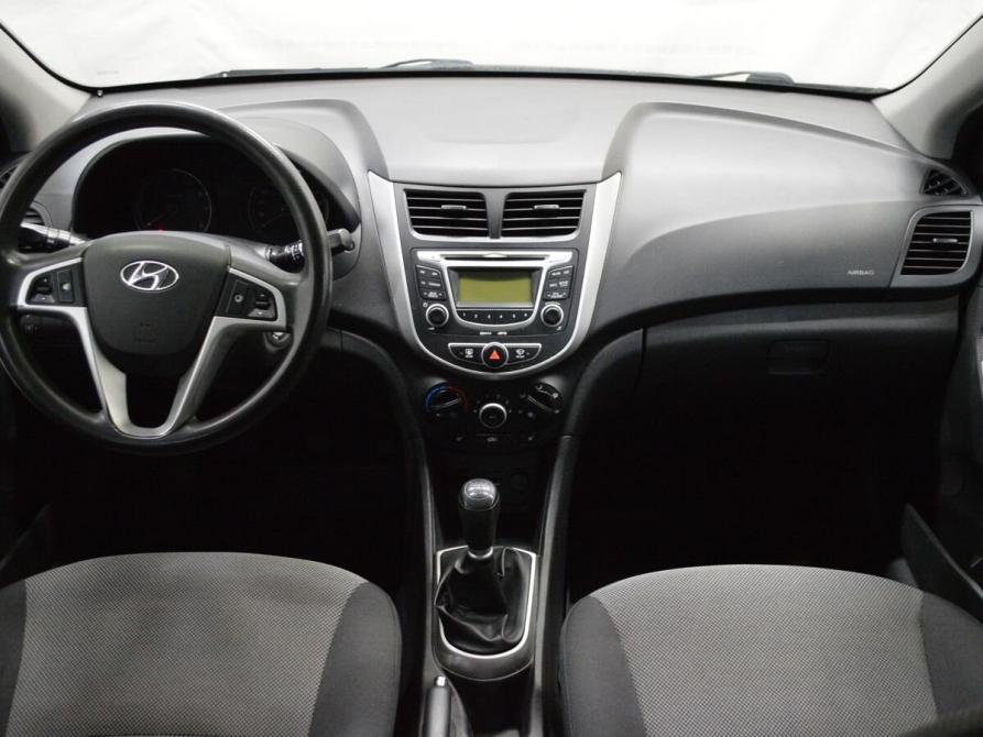 Hyundai Solaris I Санкт-Петербург  - изображение 14