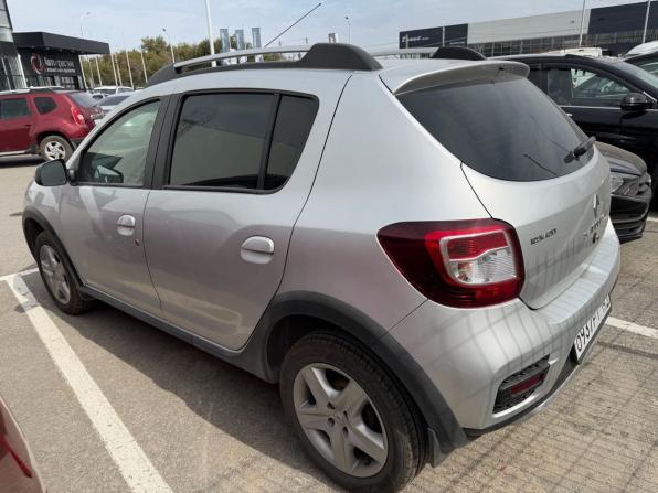 Renault Sandero II с пробегом 2017 года, цена 1 149 000 рублей, 68300 км, хэтчбек, Автокод Объявления