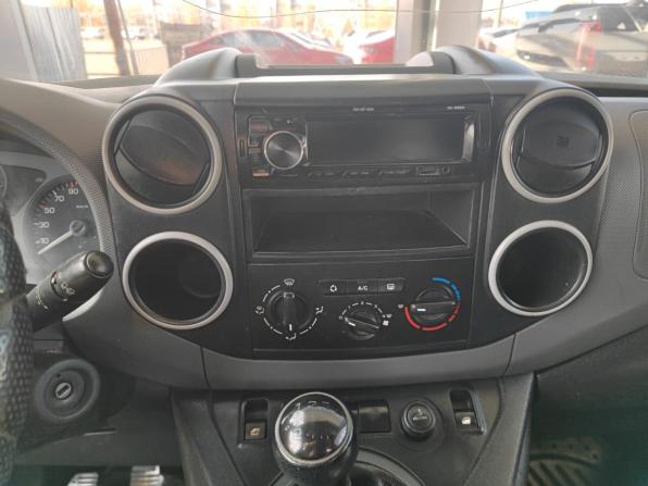Peugeot Partner II с пробегом 2011 года, цена 409 000 рублей, 381000 км, минивэн, Автокод Объявления