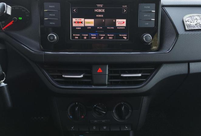 Volkswagen Polo VI с пробегом 2020 года, цена 1 520 000 рублей, 102000 км, лифтбек, Автокод Объявления
