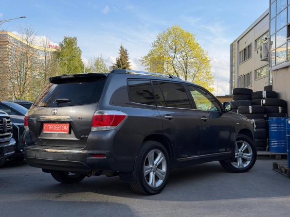 Toyota Highlander II (XU40) Рестайлинг с пробегом 2012 года, цена 1 999 000 рублей, 169520 км, внедорожник, Автокод Объявления
