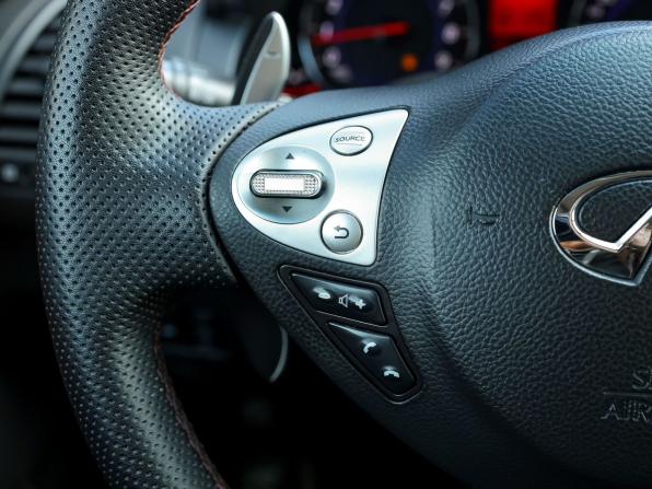 Infiniti FX II (S51) Рестайлинг с пробегом 2011 года, цена 1 749 000 рублей, 280280 км, внедорожник, Автокод Объявления