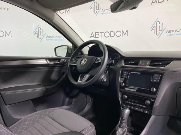 Skoda Rapid I Рестайлинг с пробегом 2019 года, цена 1 697 000 рублей, 34528 км, лифтбек, Автокод Объявления