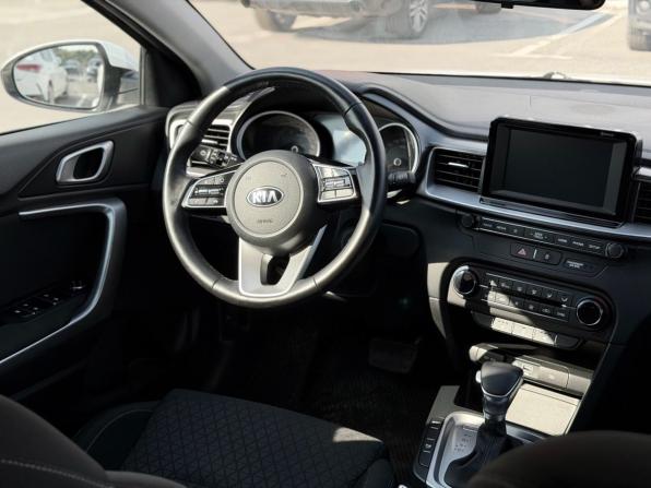 Kia Ceed III с пробегом 2019 года, цена 1 580 000 рублей, 98100 км, универсал, Автокод Объявления