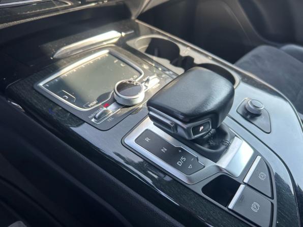Audi Q7 II (4M) с пробегом 2015 года, цена 3 329 000 рублей, 231170 км, внедорожник, Автокод Объявления