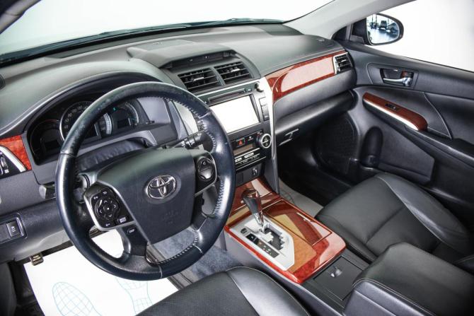 Toyota Camry VII (XV50) с пробегом 2013 года, цена 1 819 000 рублей, 203569 км, седан, Автокод Объявления