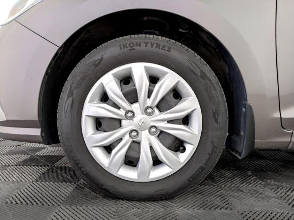 Hyundai Solaris II Рестайлинг с пробегом 2022 года, цена 1 535 000 рублей, 107838 км, седан, Автокод Объявления