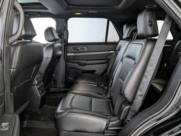 Ford Explorer V Рестайлинг с пробегом 2017 года, цена 2 610 000 рублей, 147837 км, внедорожник, Автокод Объявления