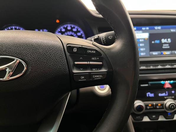 Hyundai Elantra VII (CN7) с пробегом 2020 года, цена 1 630 000 рублей, 95998 км, седан, Автокод Объявления