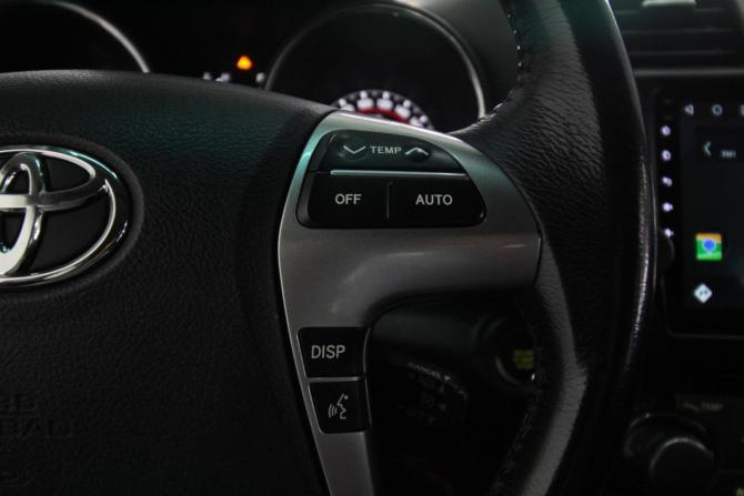 Toyota Highlander II (XU40) Рестайлинг с пробегом 2011 года, цена 2 070 000 рублей, 243361 км, внедорожник, Автокод Объявления