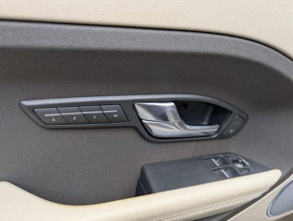 Land Rover Range Rover Evoque I с пробегом 2012 года, цена 1 675 000 рублей, 128626 км, внедорожник, Автокод Объявления