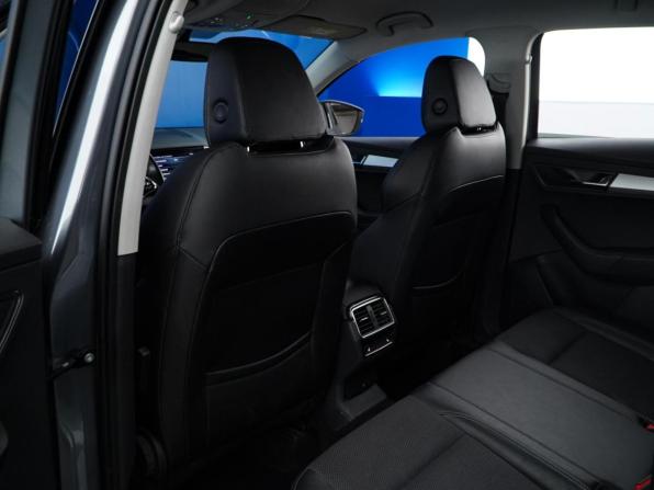 Skoda Karoq I с пробегом 2021 года, цена 2 099 050 рублей, 143954 км, внедорожник, Автокод Объявления