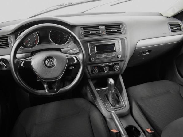 Volkswagen Jetta VI Рестайлинг с пробегом 2016 года, цена 1 048 100 рублей, 242962 км, седан, Автокод Объявления