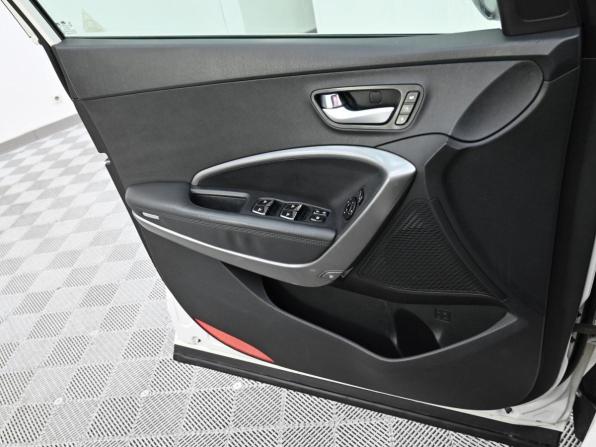 Hyundai Santa Fe III с пробегом 2015 года, цена 1 279 000 рублей, 117792 км, внедорожник, Автокод Объявления