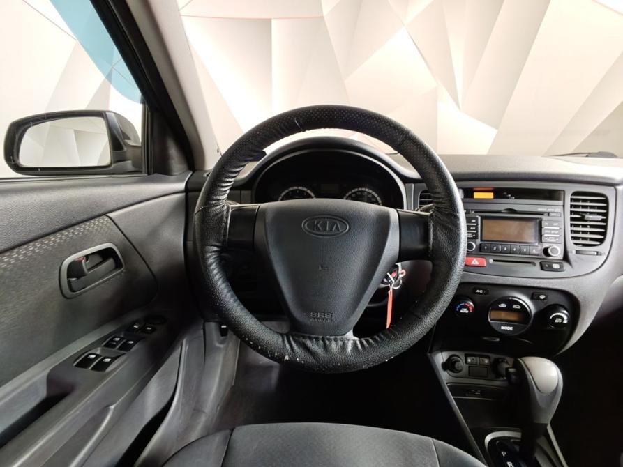 Kia Rio II Москва  - изображение 18