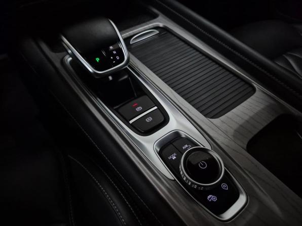 Chery Arrizo 8 с пробегом 2023 года, цена 1 995 000 рублей, 21357 км, седан, Автокод Объявления