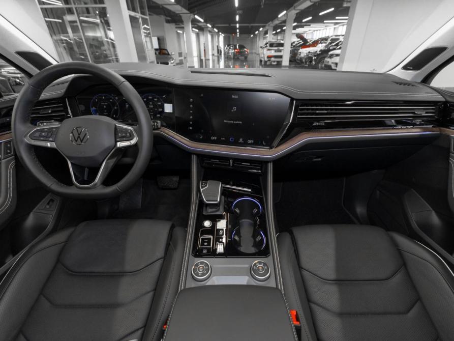 Volkswagen Touareg III Рестайлинг Москва  - изображение 8