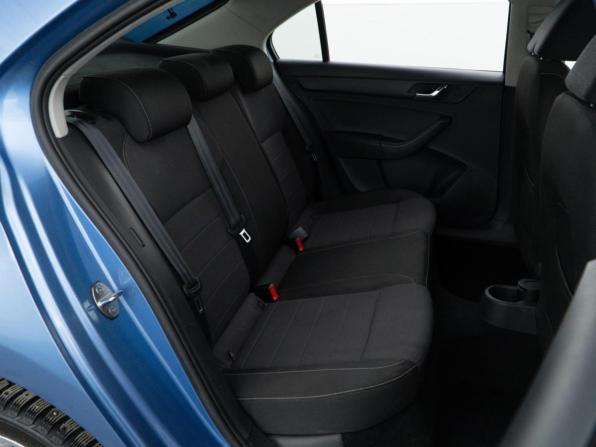 Skoda Rapid I с пробегом 2014 года, цена 1 262 444 рубля, 48982 км, лифтбек, Автокод Объявления