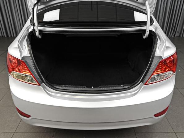 Hyundai Solaris I с пробегом 2013 года, цена 748 000 рублей, 179321 км, седан, Автокод Объявления