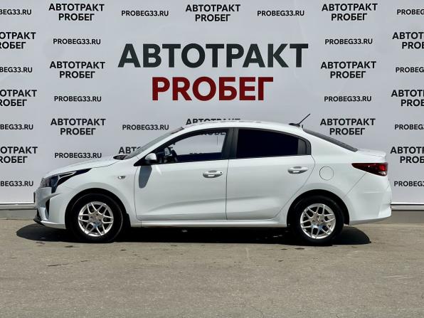 Kia Rio IV Рестайлинг с пробегом 2020 года, цена 1 730 000 рублей, 36000 км, седан, Автокод Объявления