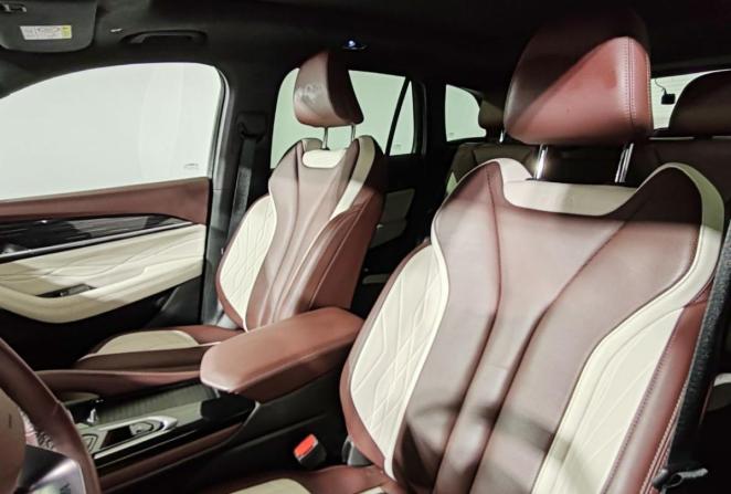 Geely Monjaro I с пробегом 2023 года, цена 3 100 000 рублей, 24345 км, внедорожник, Автокод Объявления