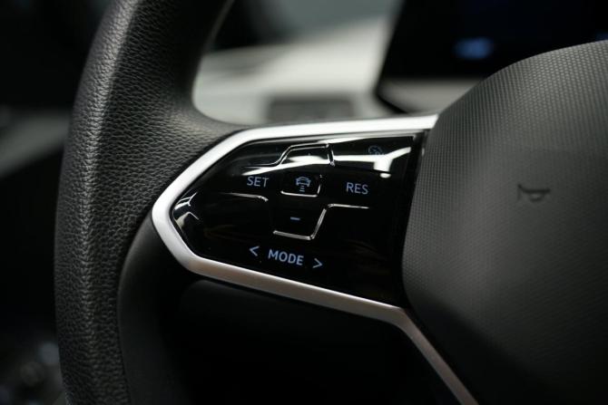 Volkswagen ID.3 I с пробегом 2022 года, цена 3 290 000 рублей, 40000 км, хэтчбек, Автокод Объявления