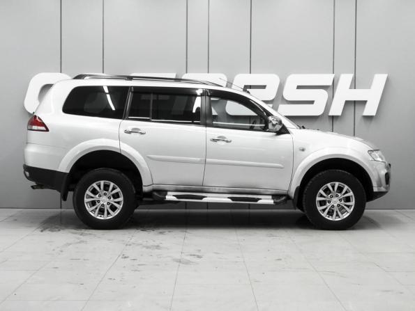 Mitsubishi Pajero Sport II Рестайлинг с пробегом 2014 года, цена 1 960 000 рублей, 236332 км, внедорожник, Автокод Объявления