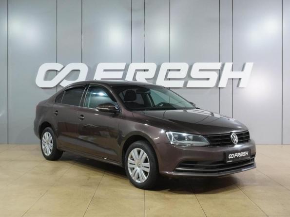 Volkswagen Jetta VI Рестайлинг с пробегом 2015 года, цена 1 050 000 рублей, 186183 км, седан, Автокод Объявления