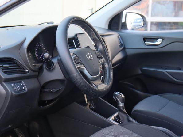 Hyundai Solaris II Рестайлинг с пробегом 2021 года, цена 1 585 000 рублей, 81512 км, седан, Автокод Объявления