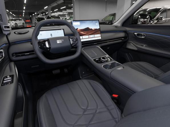 Geely Galaxy Starship 7 с пробегом 2026 года, цена 3 950 000 рублей, 50 км, внедорожник, Автокод Объявления