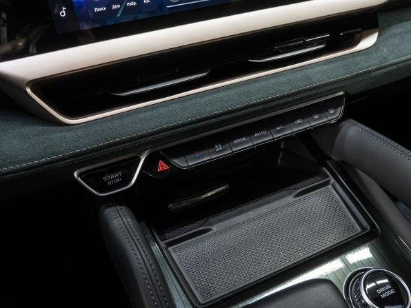Geely Monjaro I с пробегом 2024 года, цена 4 049 000 рублей, 17876 км, внедорожник, Автокод Объявления
