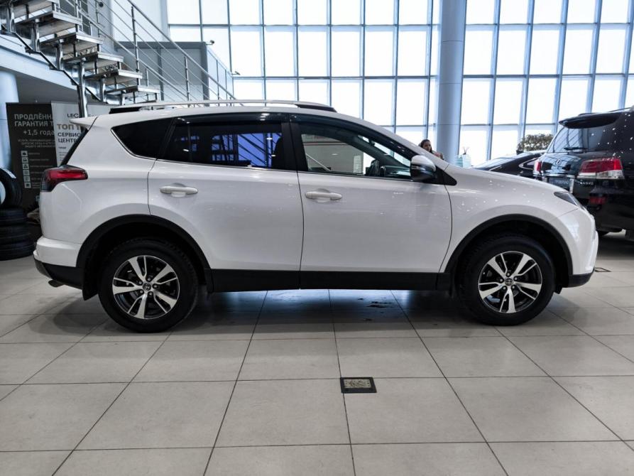 Toyota RAV4 IV (XA40) Рестайлинг Казань  - изображение 5