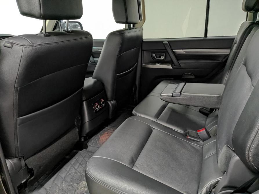 Mitsubishi Pajero IV Рестайлинг 2 Москва  - изображение 18