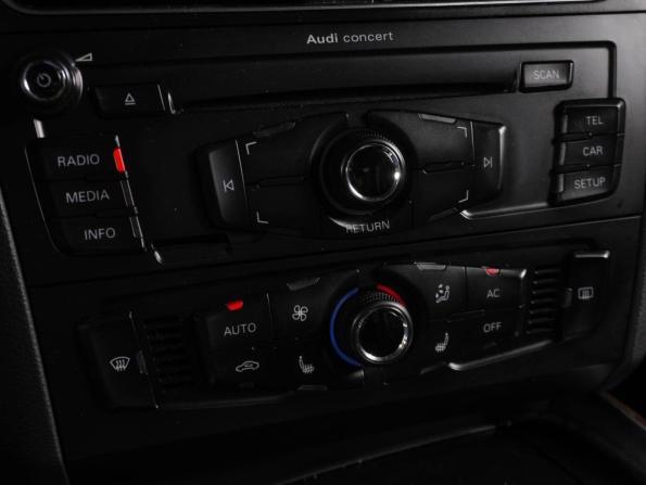 Audi Q5 I (8R) с пробегом 2012 года, цена 1 549 000 рублей, 232393 км, внедорожник, Автокод Объявления