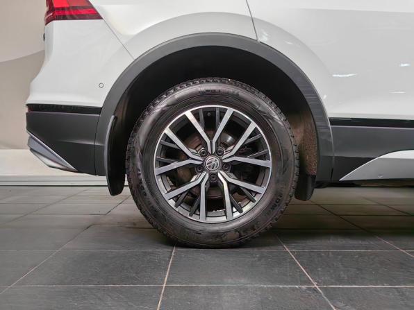 Volkswagen Tiguan II с пробегом 2018 года, цена 2 545 000 рублей, 103038 км, внедорожник, Автокод Объявления