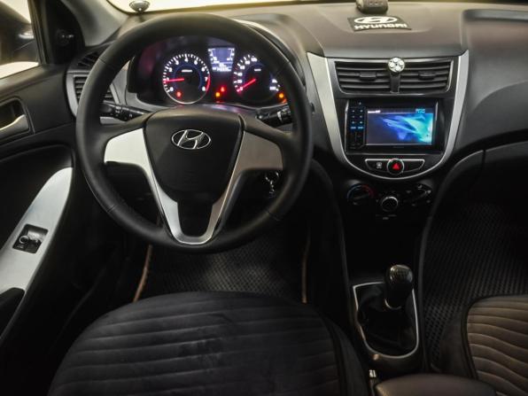 Hyundai Solaris I с пробегом 2011 года, цена 649 000 рублей, 143335 км, седан, Автокод Объявления