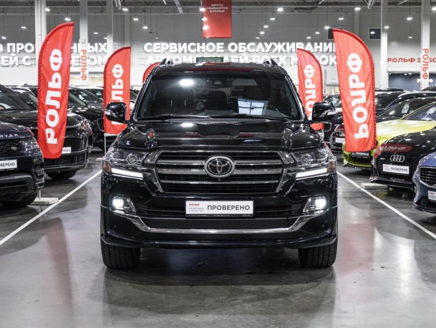 Toyota Land Cruiser 200 Series Рестайлинг 2 Санкт-Петербург  - изображение 3