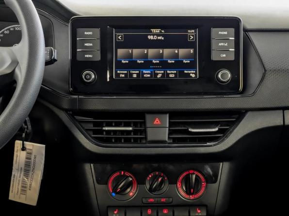 Volkswagen Polo VI с пробегом 2021 года, цена 1 650 000 рублей, 69505 км, лифтбек, Автокод Объявления