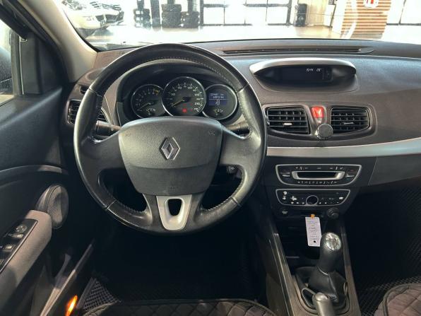 Renault Fluence I с пробегом 2010 года, цена 575 000 рублей, 260000 км, седан, Автокод Объявления