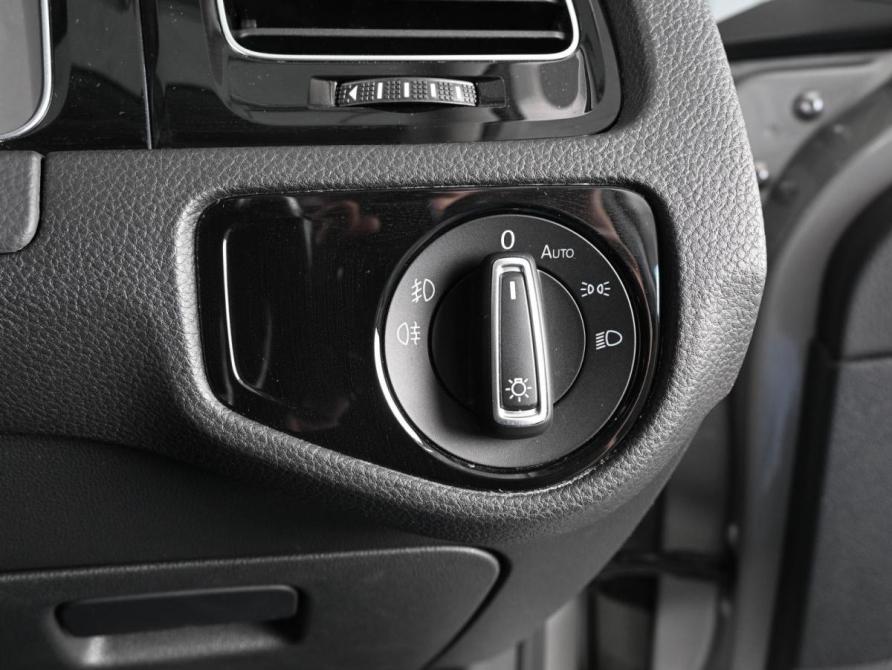 Volkswagen Golf VII Рестайлинг Ростов-на-Дону  - изображение 17