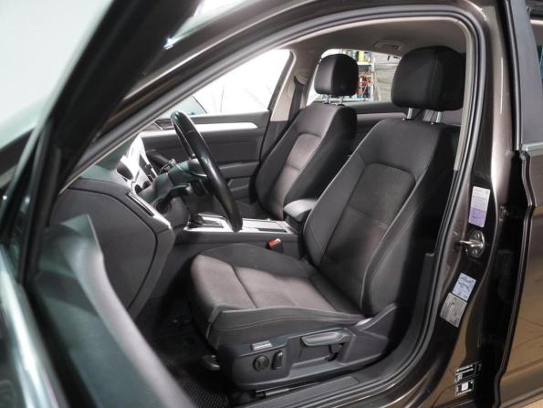 Volkswagen Passat B8 с пробегом 2017 года, цена 1 799 000 рублей, 191164 км, седан, Автокод Объявления