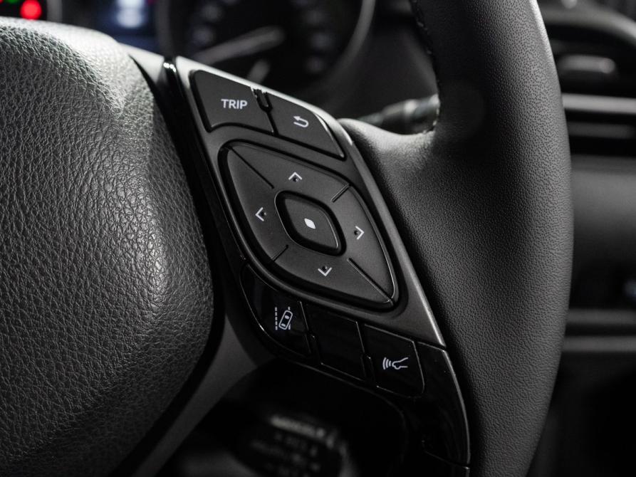 Toyota C-HR I Иркутск  - изображение 12