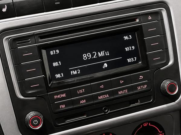 Volkswagen Polo V с пробегом 2013 года, цена 899 500 рублей, 185557 км, седан, Автокод Объявления