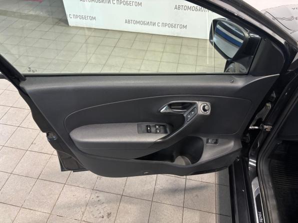 Volkswagen Polo V с пробегом 2013 года, цена 679 000 рублей, 279000 км, седан, Автокод Объявления