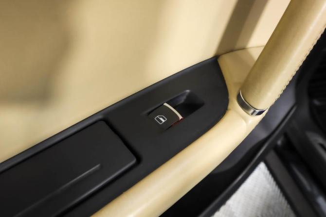 Volkswagen Touareg II с пробегом 2011 года, цена 2 149 000 рублей, 179000 км, внедорожник, Автокод Объявления