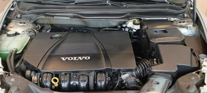 Volvo S40 II Рестайлинг с пробегом 2011 года, цена 649 000 рублей, 245000 км, седан, Автокод Объявления