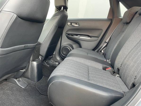 Honda Fit IV с пробегом 2020 года, цена 1 370 000 рублей, 72048 км, хэтчбек, Автокод Объявления