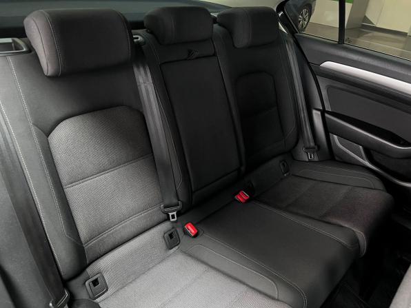 Volkswagen Passat B8 с пробегом 2017 года, цена 1 760 000 рублей, 127130 км, седан, Автокод Объявления